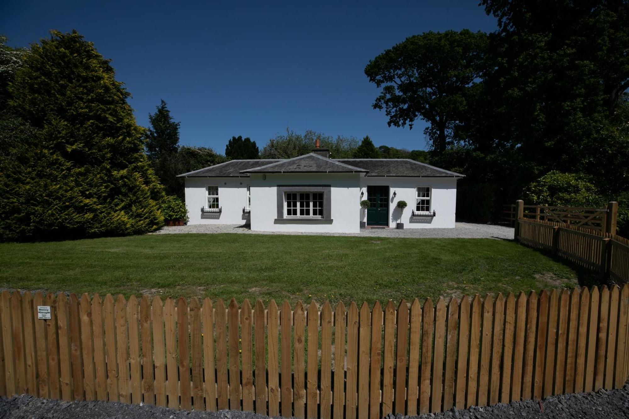 The Forest At Mount Congreve Gardens Kilmeaden Exterior photo